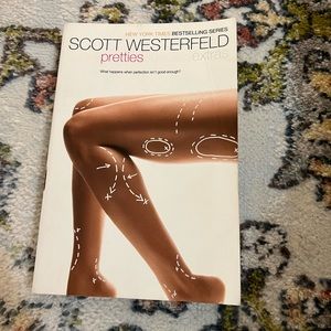 Pretties Book